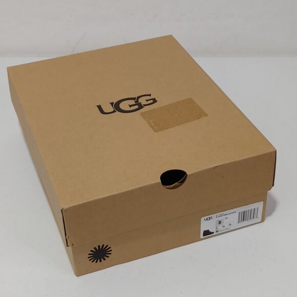 UGG Classic Femme Lace Black Winter Bootie Women's Size 8 NEW WITH BOX - Picture 2 of 16